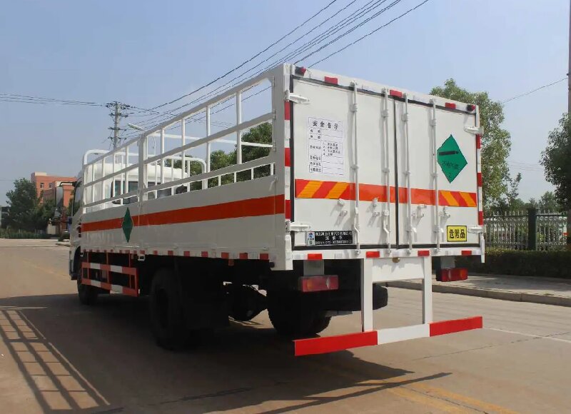 太原到哈巴河貨運(yùn)公司